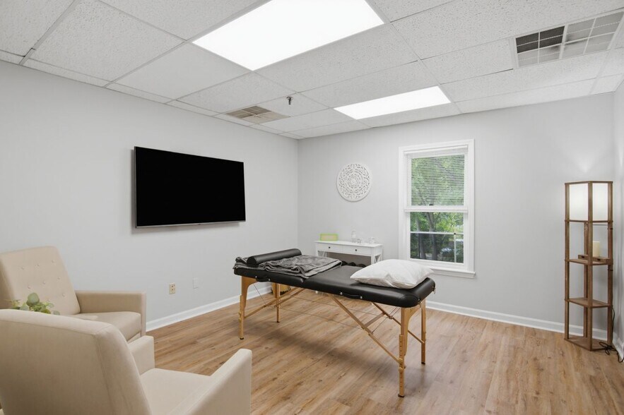 3 Baldwin Green Cmn, Woburn, MA à vendre - Photo de l’immeuble – Image 3 sur 14