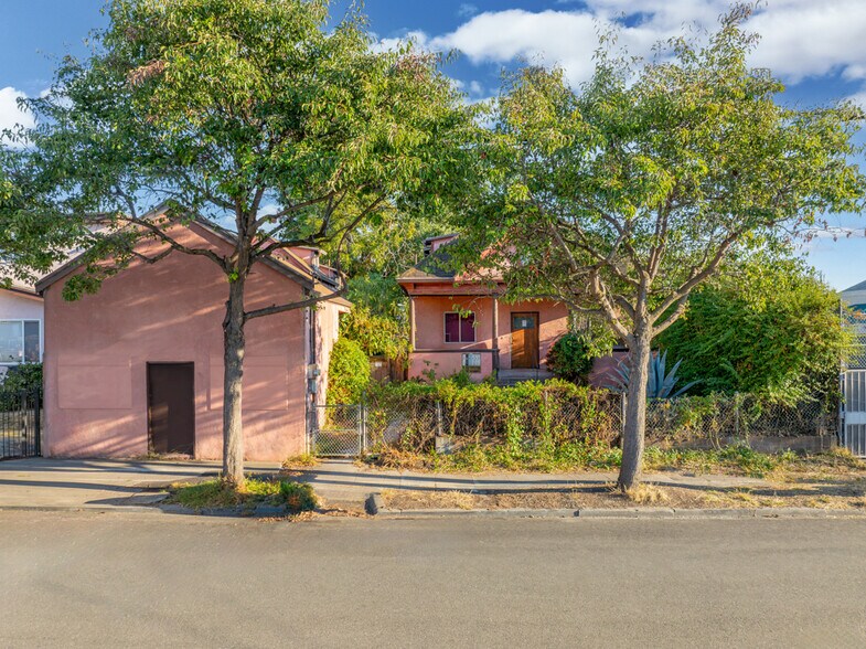 1614 Russell St, Berkeley, CA à vendre - Photo de l’immeuble – Image 2 sur 19