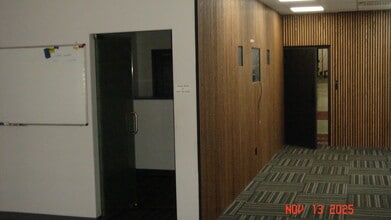 7840-7860 Lehigh Ave, Morton Grove, IL à louer Photo intérieure– Image 1 sur 10