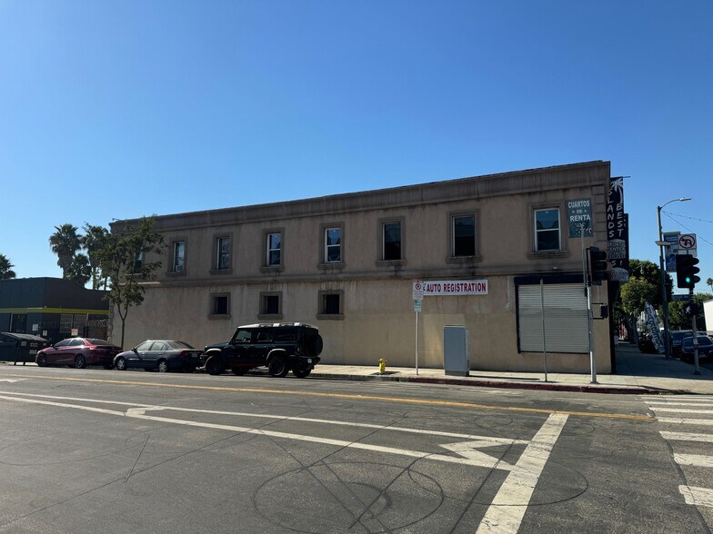 126-128 E Anaheim St, Wilmington, CA à vendre - Photo de l’immeuble – Image 3 sur 23