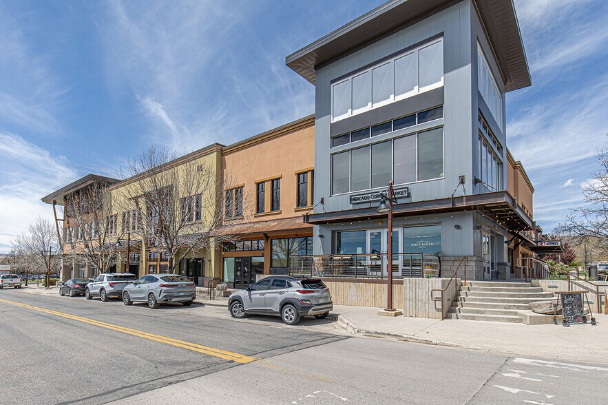 65 Mercado St, Durango, CO à louer - Photo de l’immeuble – Image 2 sur 4