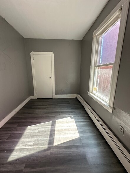 Park St portefeuille de 2 biens à vendre sur LoopNet.fr - Photo de l’immeuble – Image 3 sur 7