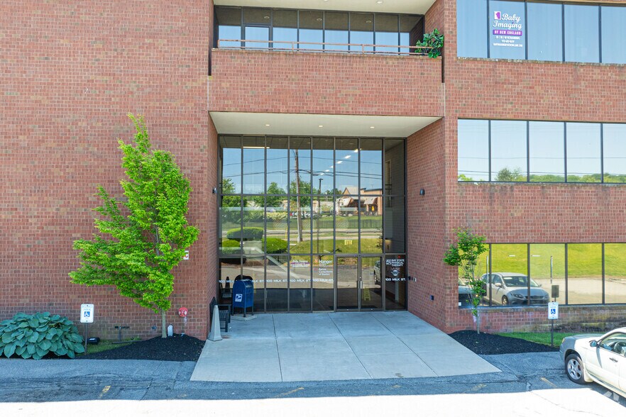 100 Milk St, Methuen, MA à louer - Photo de l’immeuble – Image 2 sur 31