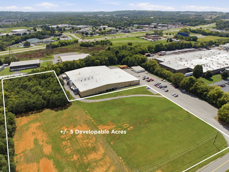 1709 Henry G. Lane St, Maryville, TN à vendre - Photo de l’immeuble – Image 2 sur 14