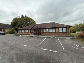 Plus de détails pour 4 Quarrywood Ct, Livingston - Bureau à vendre