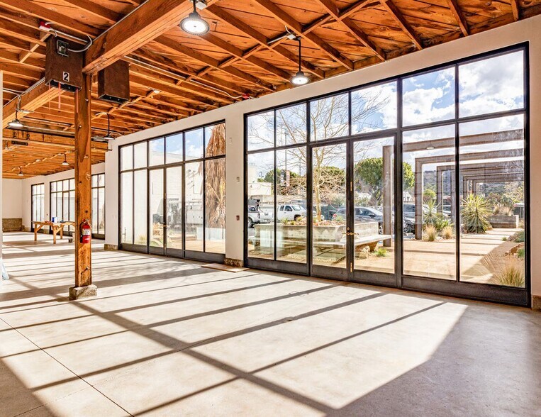 5015-5025 N Figueroa St, Los Angeles, CA à louer - Photo intérieure – Image 3 sur 21