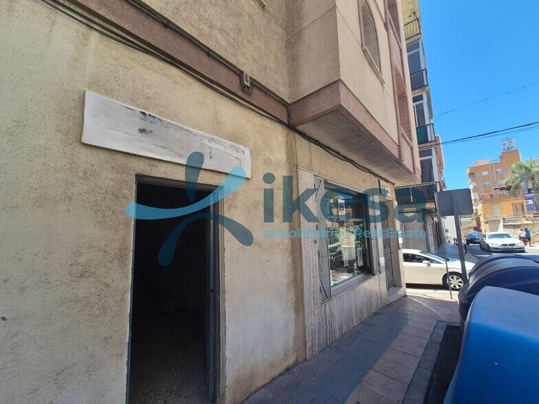 Local commercial dans Motril, Granada à vendre - Photo de l’immeuble – Image 2 sur 15