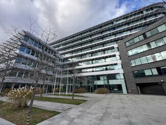 Plus de détails pour 7 Avenue San Fernando, Montigny-le-Bretonneux - Bureau à louer