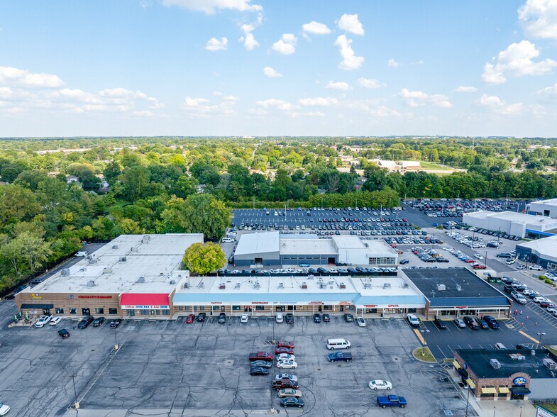 8245-8335 S US Highway 31, Indianapolis, IN à vendre - Photo de l’immeuble – Image 2 sur 5