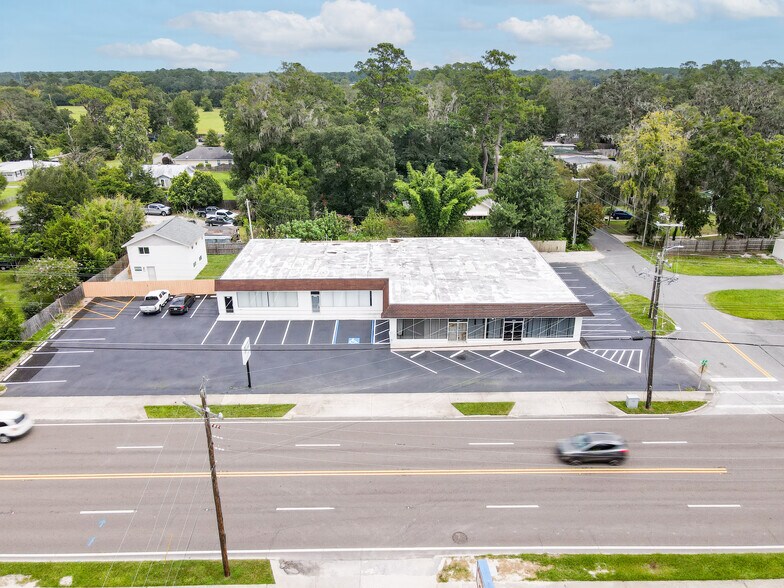 2803 NW 6th St, Gainesville, FL à louer - Photo de l’immeuble – Image 2 sur 20