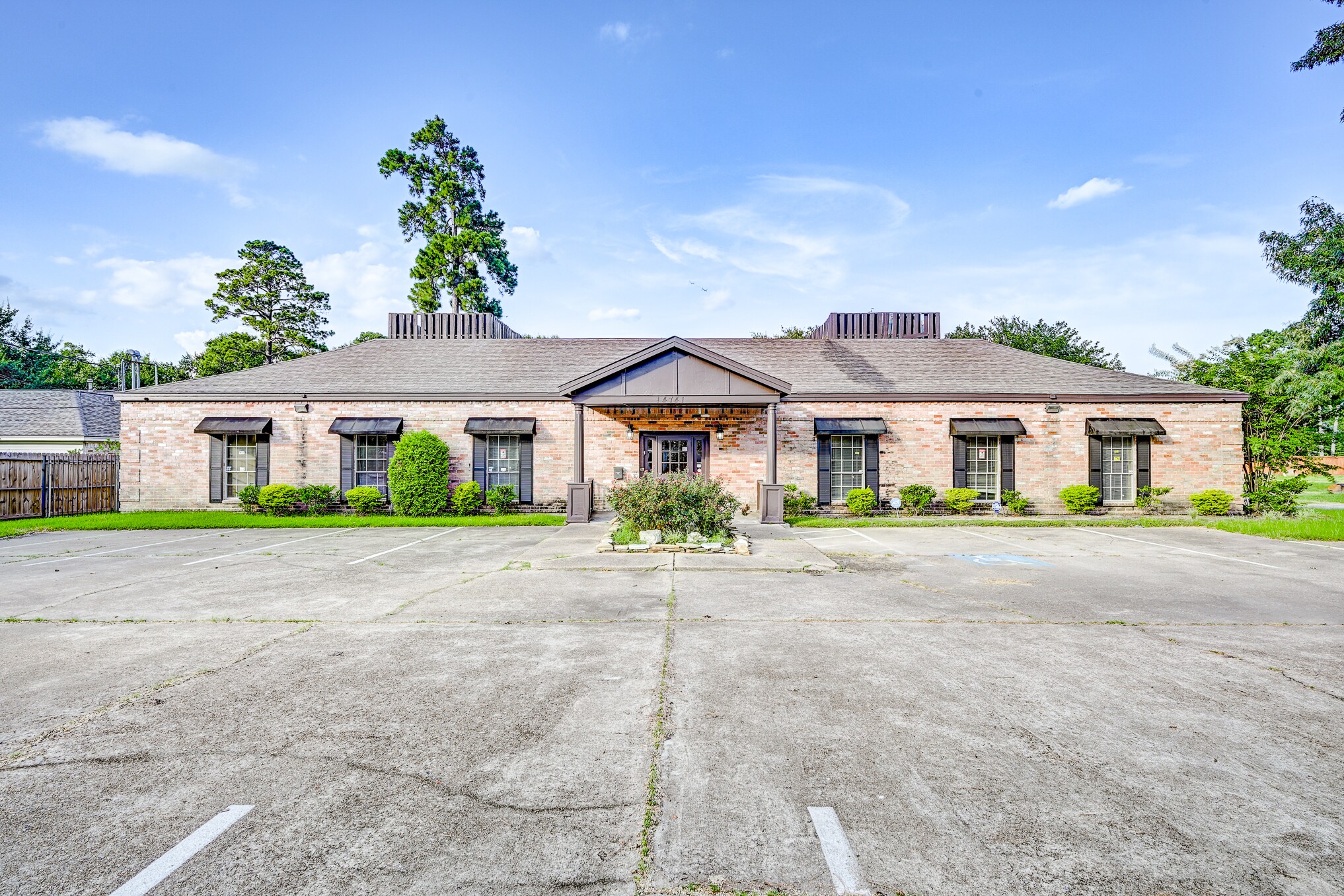 14741 Pebble Bend Dr, Houston, TX à louer Photo de l’immeuble– Image 1 sur 68