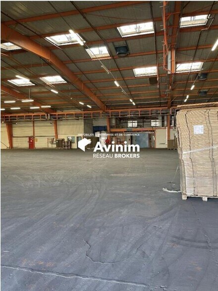 Industriel/Logistique dans Tarascon à louer - Photo de l’immeuble – Image 3 sur 5