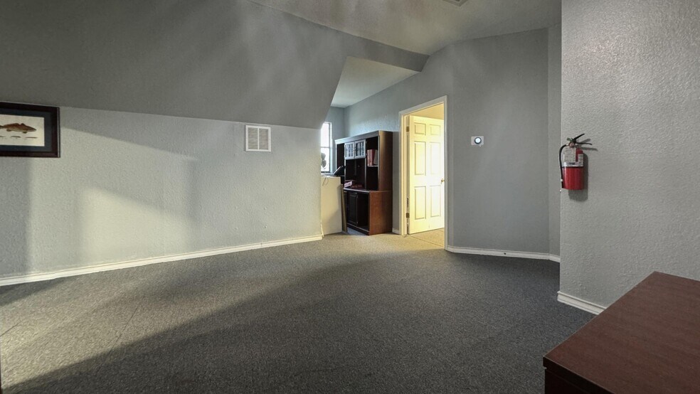 5625 Betty Jean Dr, Corpus Christi, TX à louer - Photo de l’immeuble – Image 3 sur 10