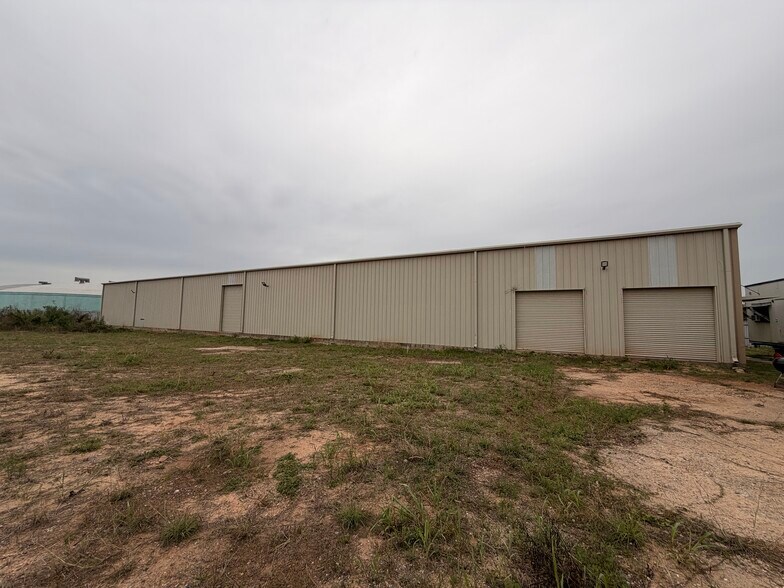 12345 Bellaire Blvd, Houston, TX à louer - Photo de l’immeuble – Image 3 sur 10