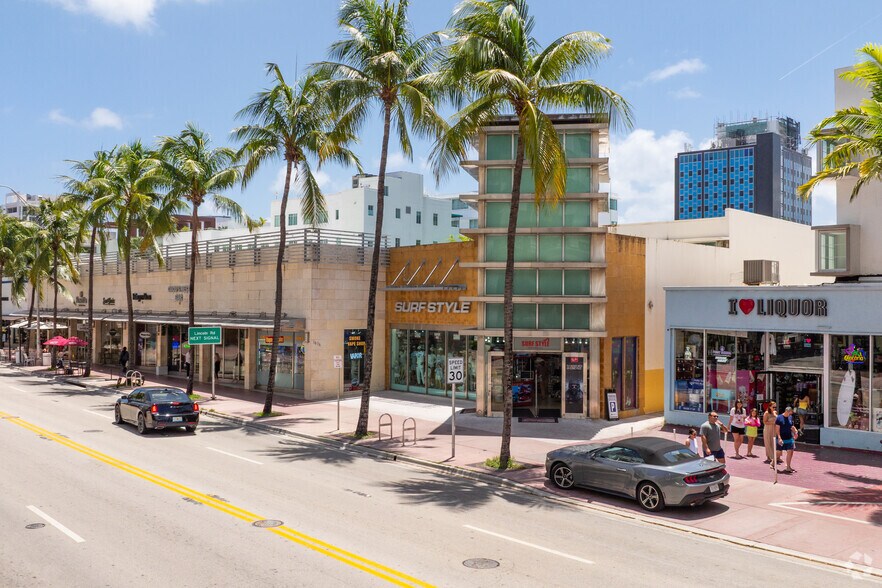 235 Lincoln Rd, Miami Beach, FL à louer - Photo de l’immeuble – Image 1 sur 29