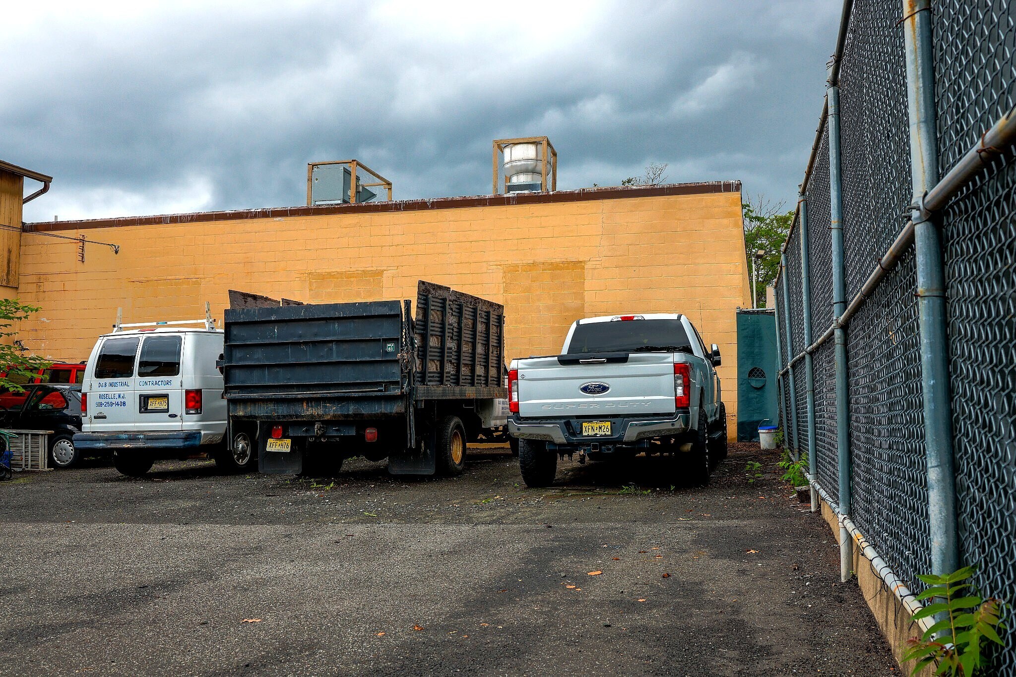 231 E 1st Ave, Roselle, NJ à louer Photo principale– Image 1 sur 10