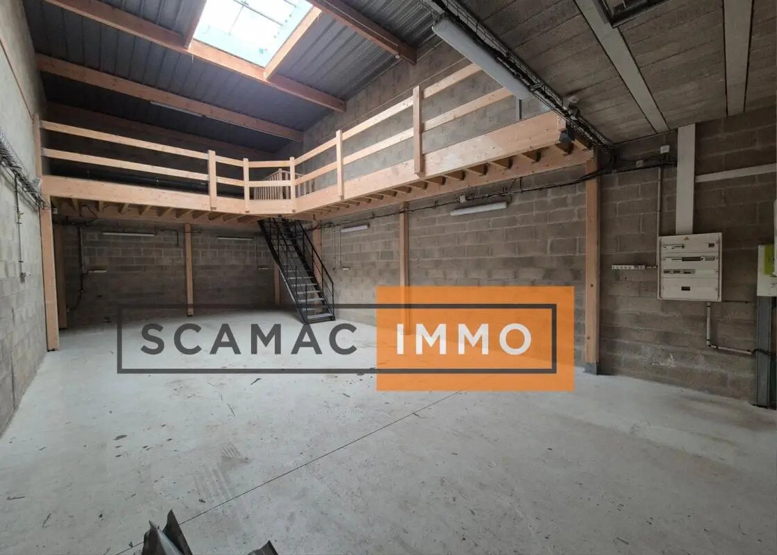 Industriel/Logistique dans Saint-Soupplets à louer Photo intérieure– Image 1 sur 15