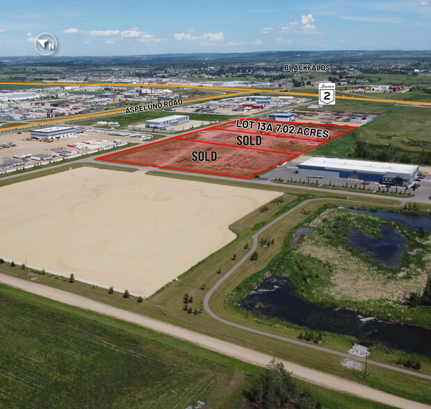 2 & Highway 597 Pl, Blackfalds, AB à vendre - Photo de l’immeuble – Image 1 sur 4