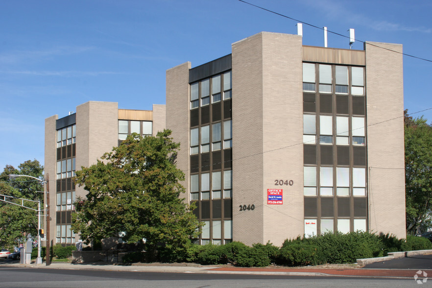 2040 Millburn Ave, Maplewood, NJ à louer - Photo de l’immeuble – Image 3 sur 9