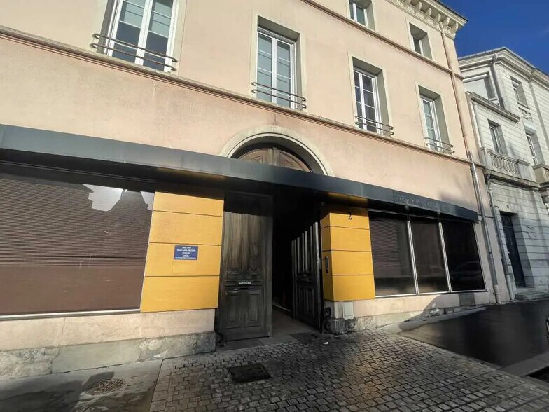 Bureau dans Rouen à vendre - Photo de l’immeuble – Image 1 sur 16