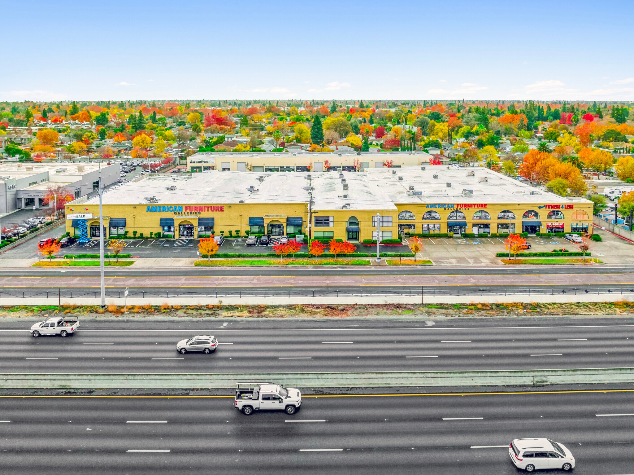 2320-2340 Auburn Blvd, Sacramento, CA à louer Photo de l’immeuble– Image 1 sur 16