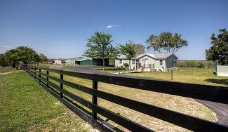 Plus de détails pour 146 County Road 329, Kenedy, TX - Logement à vendre
