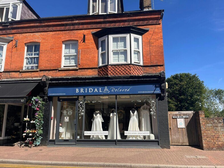 90 High St, Tring à louer - Photo de l’immeuble – Image 1 sur 12