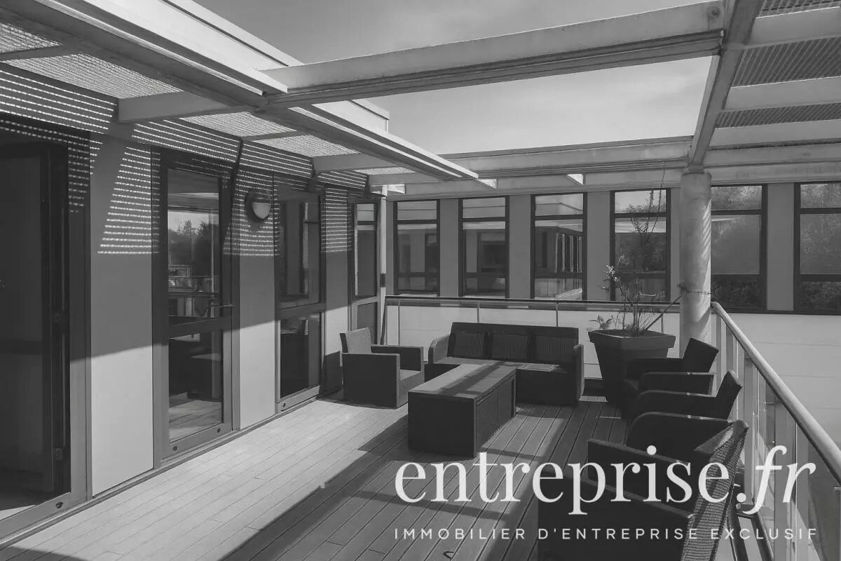 Bureau dans Beaucouzé à vendre Photo de l’immeuble– Image 1 sur 2