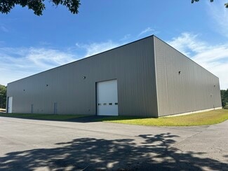 Plus de détails pour 57 Recycle Dr, Topsham, ME - Industriel/Logistique à louer