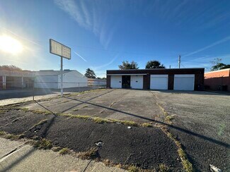 Plus de détails pour 1237 Watson Blvd, Warner Robins, GA - Industriel/Logistique à vendre