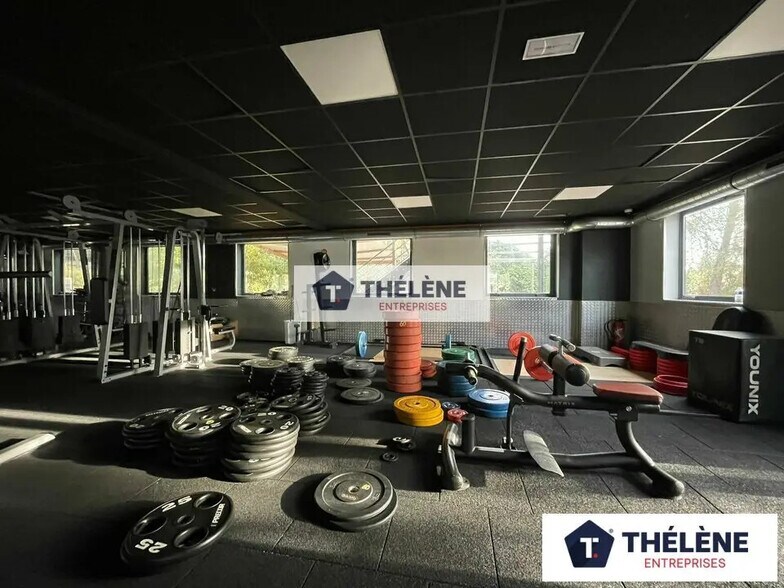 Local commercial dans Saint-Clément-de-Rivière à vendre - Photo intérieure – Image 2 sur 8