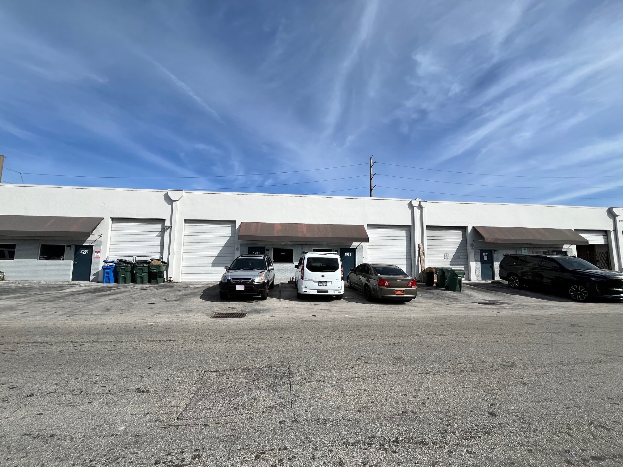 1900-2261 NW 29th St, Oakland Park, FL à louer Photo de l’immeuble– Image 1 sur 1