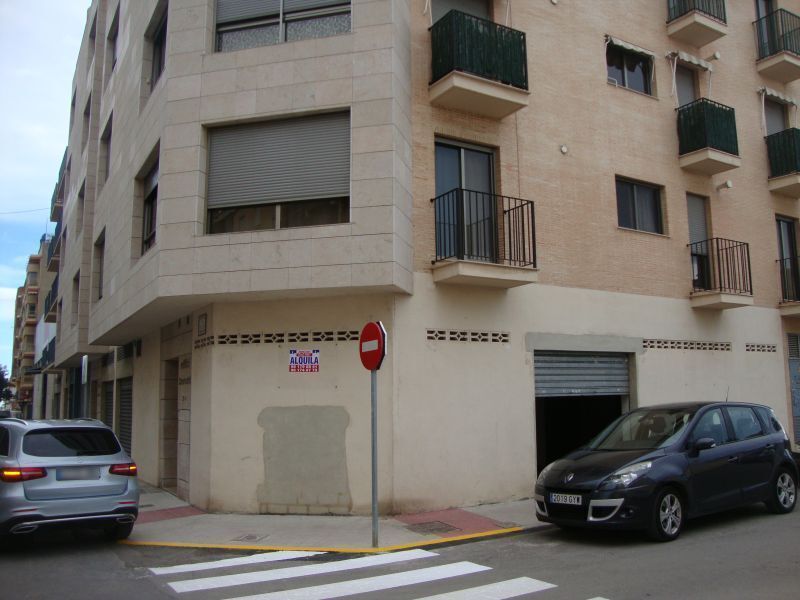 Local commercial dans Benifaió à louer Photo de l’immeuble– Image 1 sur 5