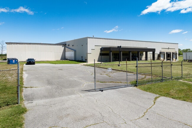 Plus de détails pour 823 Aaron Pky, Centralia, IL - Industriel/Logistique à vendre