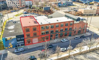 Plus de détails pour 2111 Center St, Cleveland, OH - Local commercial à louer