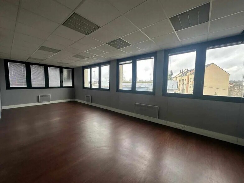 Local d’activités dans Forbach à louer - Photo intérieure – Image 3 sur 7