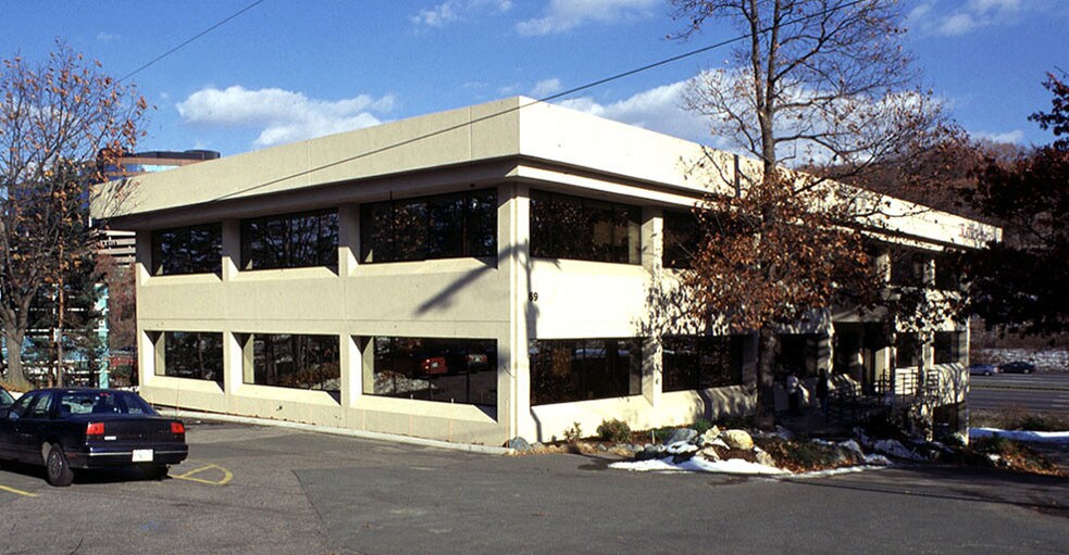 69 Hickory Dr, Waltham, MA à louer - Autre – Image 2 sur 7
