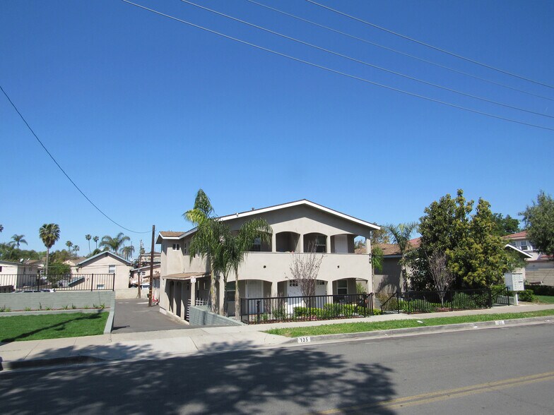 133 S Melrose St, Placentia, CA à vendre - Photo de l’immeuble – Image 3 sur 14