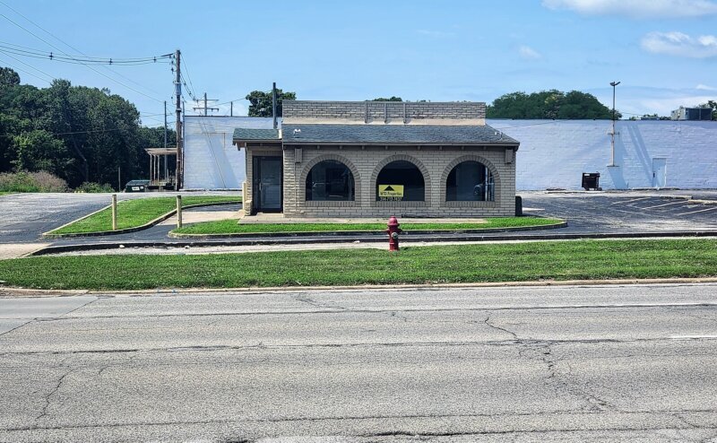 2801 N Main St, Decatur, IL à louer - Photo de l’immeuble – Image 2 sur 2