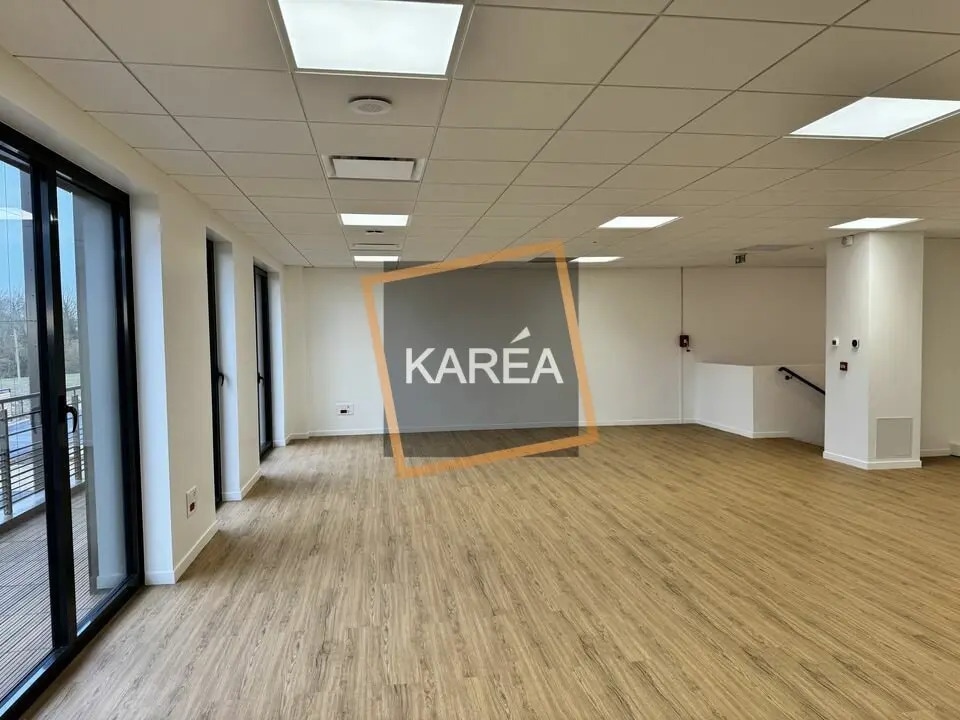 Local d’activités dans Coupvray à louer Photo intérieure– Image 1 sur 6