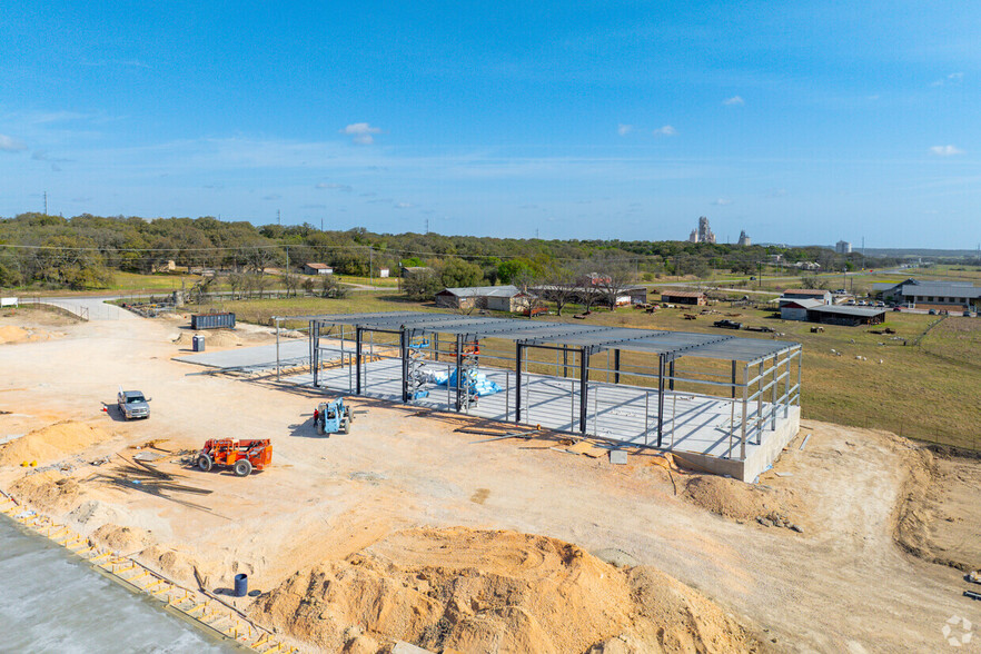 6420 FM 1102, New Braunfels, TX à vendre - Photo de l’immeuble – Image 1 sur 11