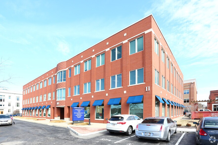 103 W Vandalia St, Edwardsville, IL à louer - Photo de l’immeuble – Image 2 sur 5