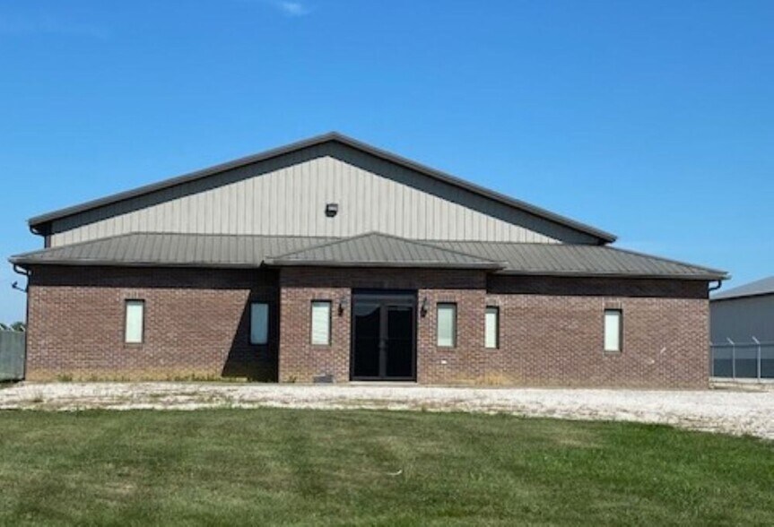 5812 Prospect Dr, Newburgh, IN à vendre - Photo de l’immeuble – Image 1 sur 1