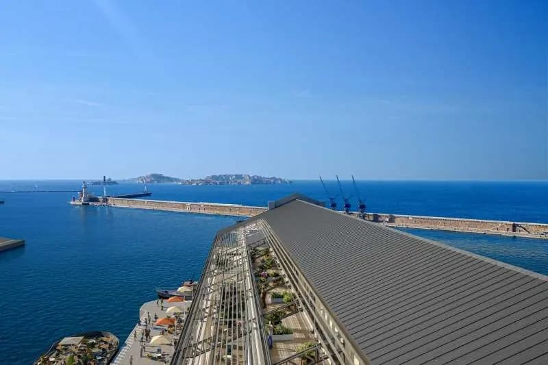 Bureau dans Marseille à louer - Photo de l’immeuble – Image 3 sur 19