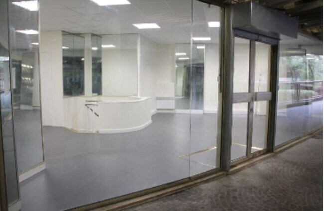 Plus de détails pour Bureau à louer