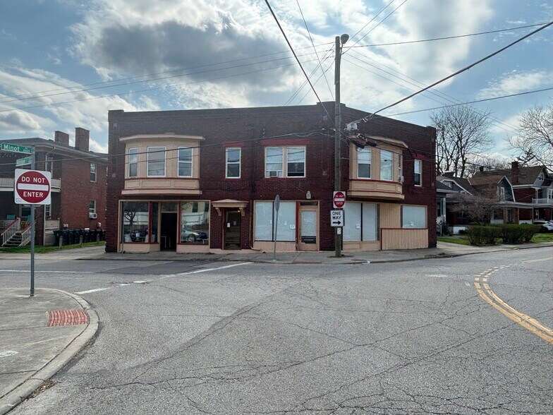 4027 Allston St, Cincinnati, OH à louer - Photo de l’immeuble – Image 2 sur 5