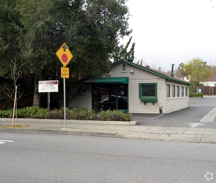 569 University Ave, Los Gatos, CA à vendre - Photo principale – Image 1 sur 1