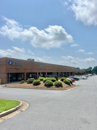 Plus de détails pour 2500 Park Central Blvd, Decatur, GA - Local d'activités, Industriel/Logistique à louer