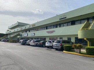 Plus de détails pour 13801-13869 S Dixie Hwy, Miami, FL - Bureau/Local commercial à louer