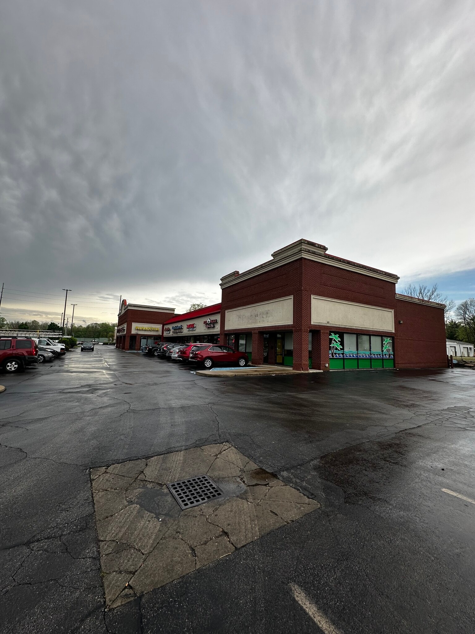 7940 Michigan Rd, Indianapolis, IN à louer Photo de l’immeuble– Image 1 sur 13